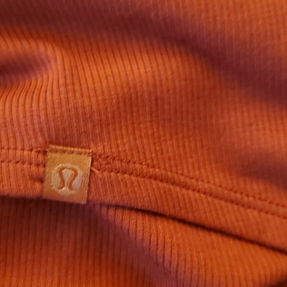 Lululemon Women's Long-Sleeve Shirt - Picture 6 of 6